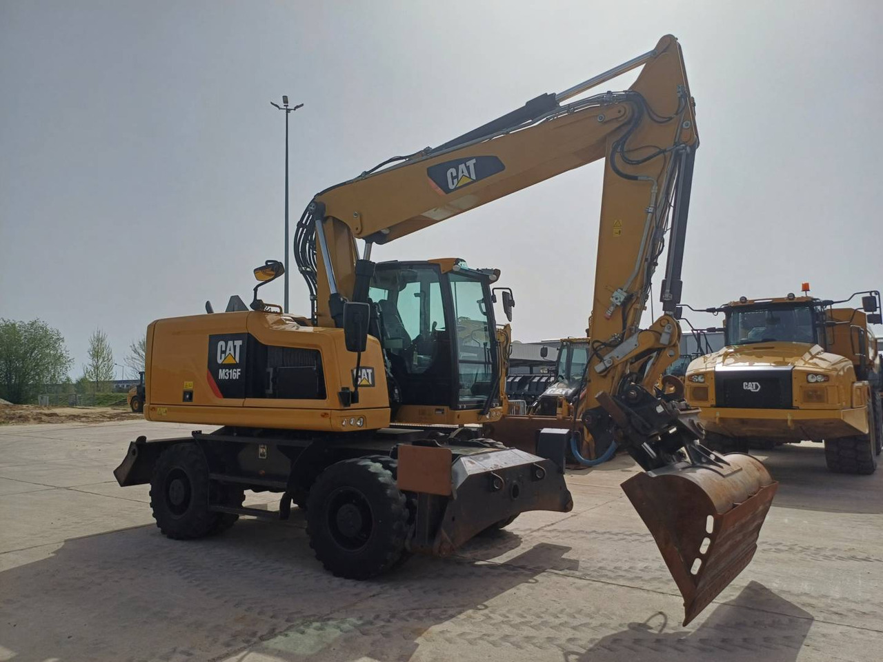 CAT M316F - Wheel excavator: picture 2 CAT M316F - Wheel excavator: picture 2