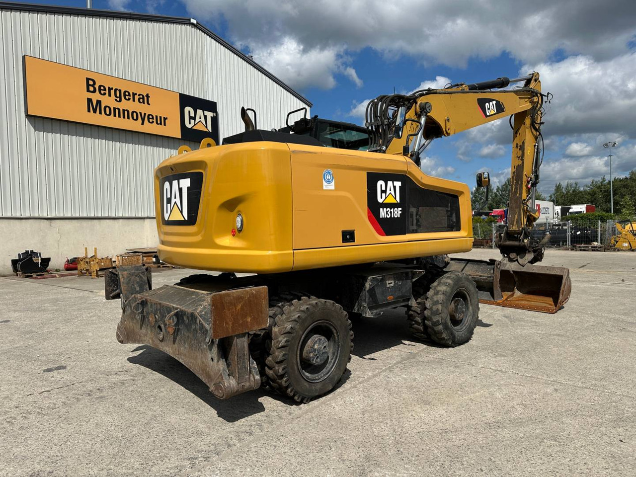 CAT M318F - Wheel excavator: picture 3 CAT M318F - Wheel excavator: picture 3