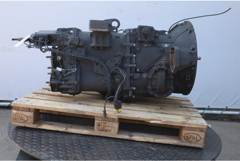 MAN 12+2GZ 2700DD - Gearbox for Truck: picture 3 MAN 12+2GZ 2700DD - Gearbox for Truck: picture 3