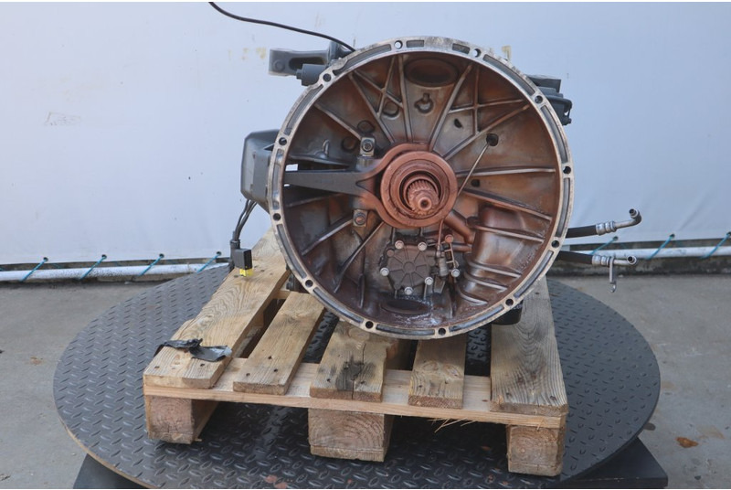 MAN 12+2GZ 2700DD - Gearbox for Truck: picture 2 MAN 12+2GZ 2700DD - Gearbox for Truck: picture 2