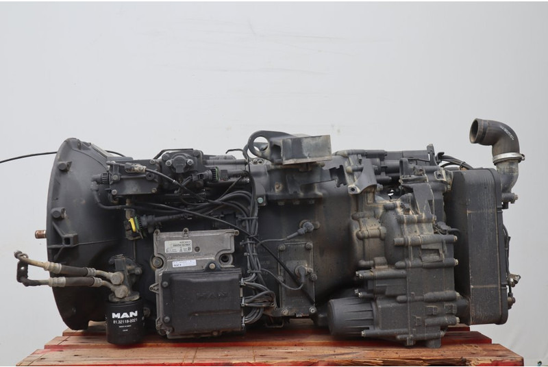MAN 12+2GZ 2700DD+RETARDER - Gearbox for Truck: picture 1 MAN 12+2GZ 2700DD+RETARDER - Gearbox for Truck: picture 1