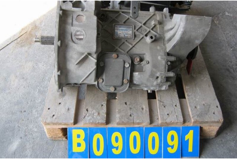ZF S5.42 - Gearbox for Truck: picture 1 ZF S5.42 - Gearbox for Truck: picture 1