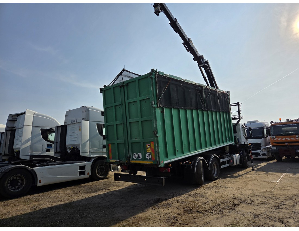 IVECO STRALIS 420 6X2 TIPPER CRANE KESLA 17 TON 2 EXT STEERING REAR AXLE - Tipper, Crane truck: picture 4 IVECO STRALIS 420 6X2 TIPPER CRANE KESLA 17 TON 2 EXT STEERING REAR AXLE - Tipper, Crane truck: picture 4