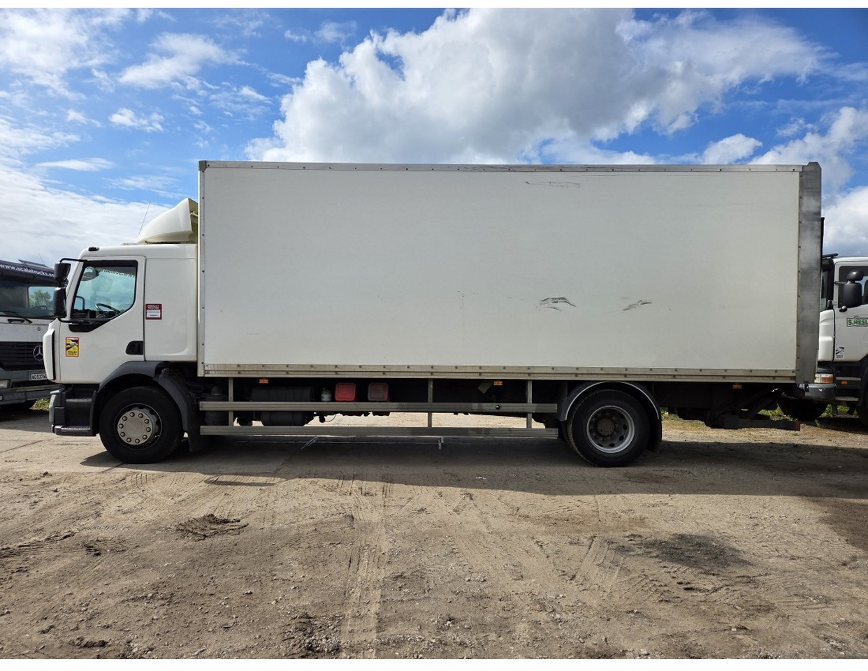 Renault D 280 4X2 Box truck Spring Air suspension Loading Lift Dhollandia - Other machinery: picture 3 Renault D 280 4X2 Box truck Spring Air suspension Loading Lift Dhollandia - Other machinery: picture 3