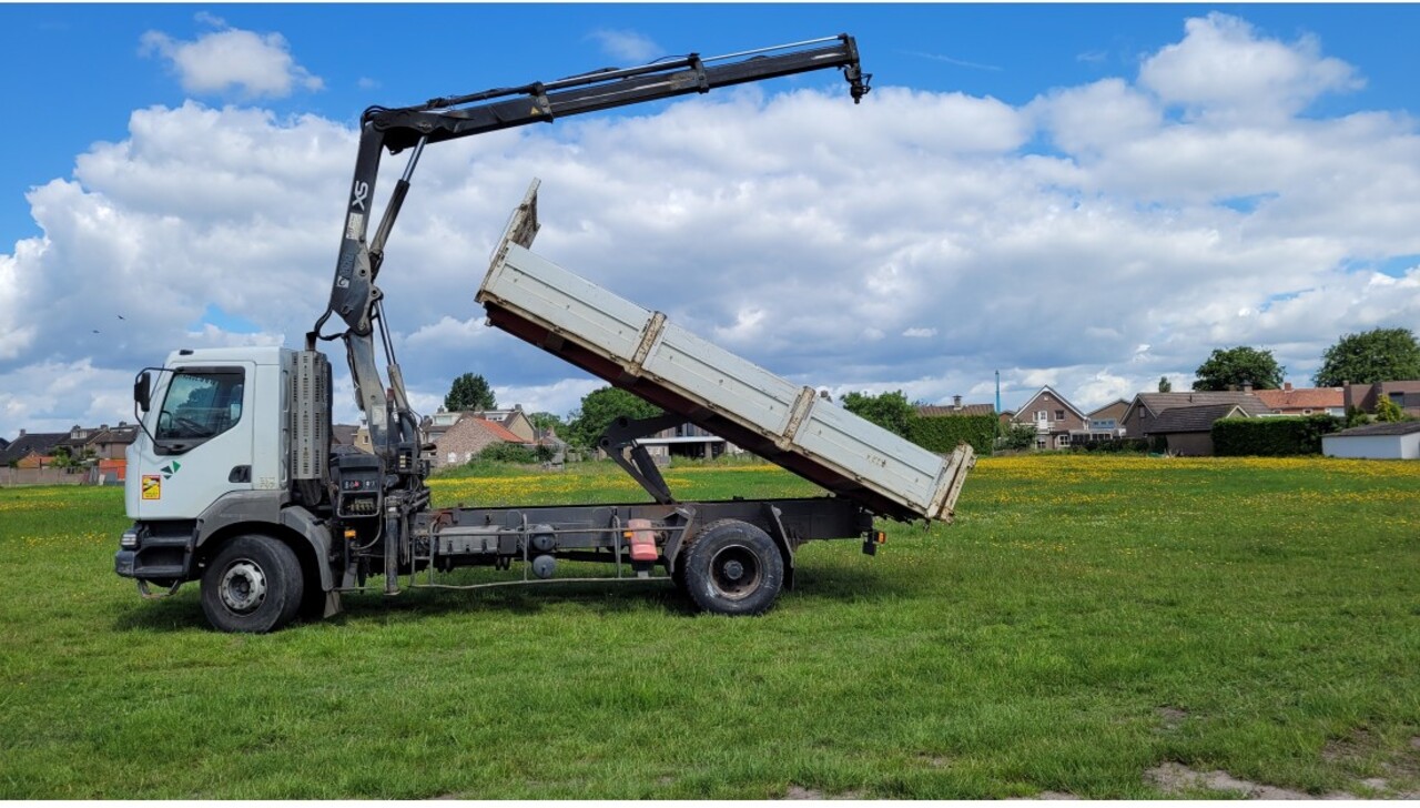 Renault Kerax 270 4x2 Euro 2 Tipper Truck Crane HIAB - Tipper, Crane truck: picture 3 Renault Kerax 270 4x2 Euro 2 Tipper Truck Crane HIAB - Tipper, Crane truck: picture 3