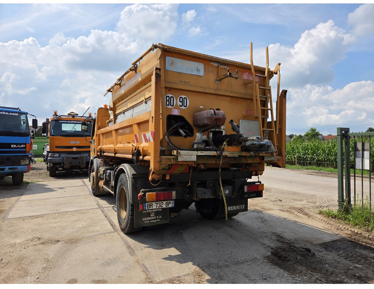 Renault Premium 300 4x2 Tipper Gritter Manual Gearbox Mechanical pump Pomp - Tipper: picture 4 Renault Premium 300 4x2 Tipper Gritter Manual Gearbox Mechanical pump Pomp - Tipper: picture 4