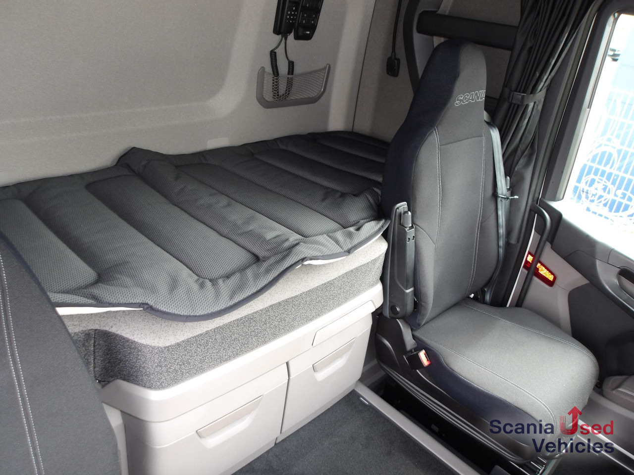 SCANIA R 460 NA - KOBLENZ EDiTiON - HIGHLINE - ACC - Tractor unit: picture 4 SCANIA R 460 NA - KOBLENZ EDiTiON - HIGHLINE - ACC - Tractor unit: picture 4