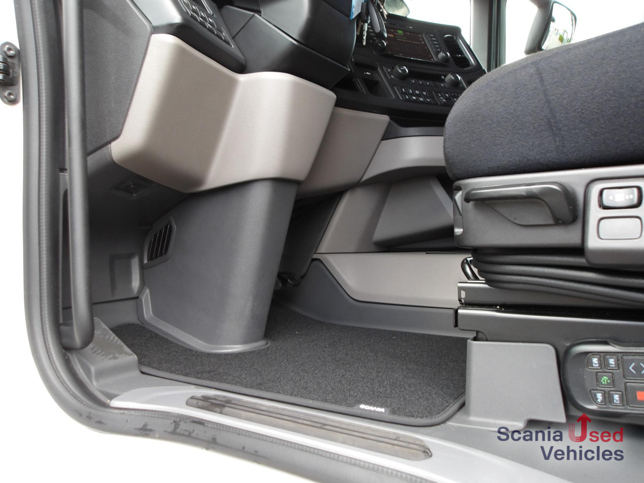 SCANIA R 460 NA - KOBLENZ EDiTiON - HIGHLINE - ACC - Tractor unit: picture 2 SCANIA R 460 NA - KOBLENZ EDiTiON - HIGHLINE - ACC - Tractor unit: picture 2