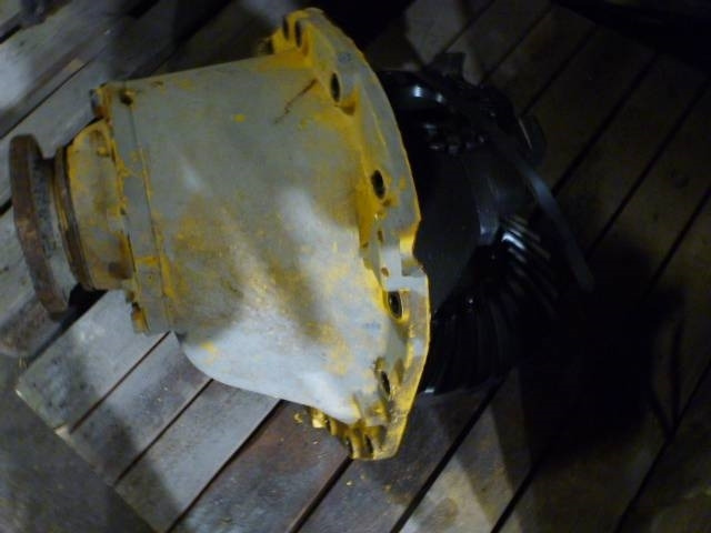Axelväxel Volvo A25 - Axle and parts for Construction machinery: picture 1 Axelväxel Volvo A25 - Axle and parts for Construction machinery: picture 1