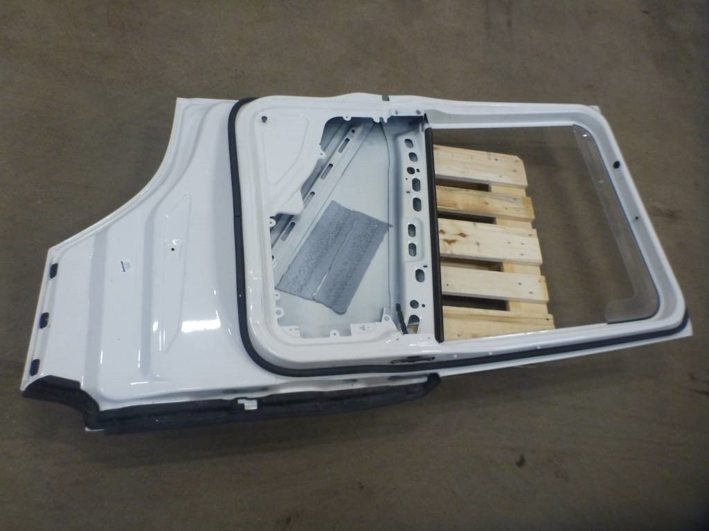 Scania Nextgen Dörr förarsida 2653996 - Cab for Truck: picture 2 Scania Nextgen Dörr förarsida 2653996 - Cab for Truck: picture 2