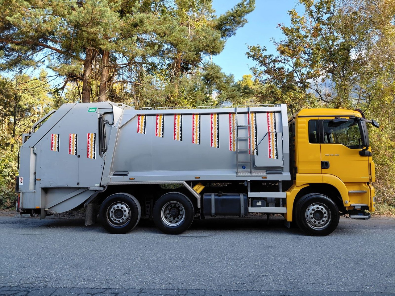 Garbage truck MAN TGS 26.360 6x2, Euro 5, Geesink: picture 7