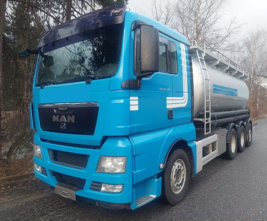 MAN TGX 35.440 8x4, E5, Silo 24m³, Kipper+Kompressor - Tank truck: picture 1 MAN TGX 35.440 8x4, E5, Silo 24m³, Kipper+Kompressor - Tank truck: picture 1