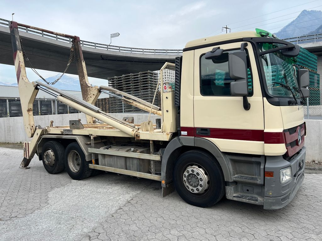 Mercedes-Benz Actros 2536 6x2, E5, MP3, WELAKI - Skip loader truck: picture 5 Mercedes-Benz Actros 2536 6x2, E5, MP3, WELAKI - Skip loader truck: picture 5