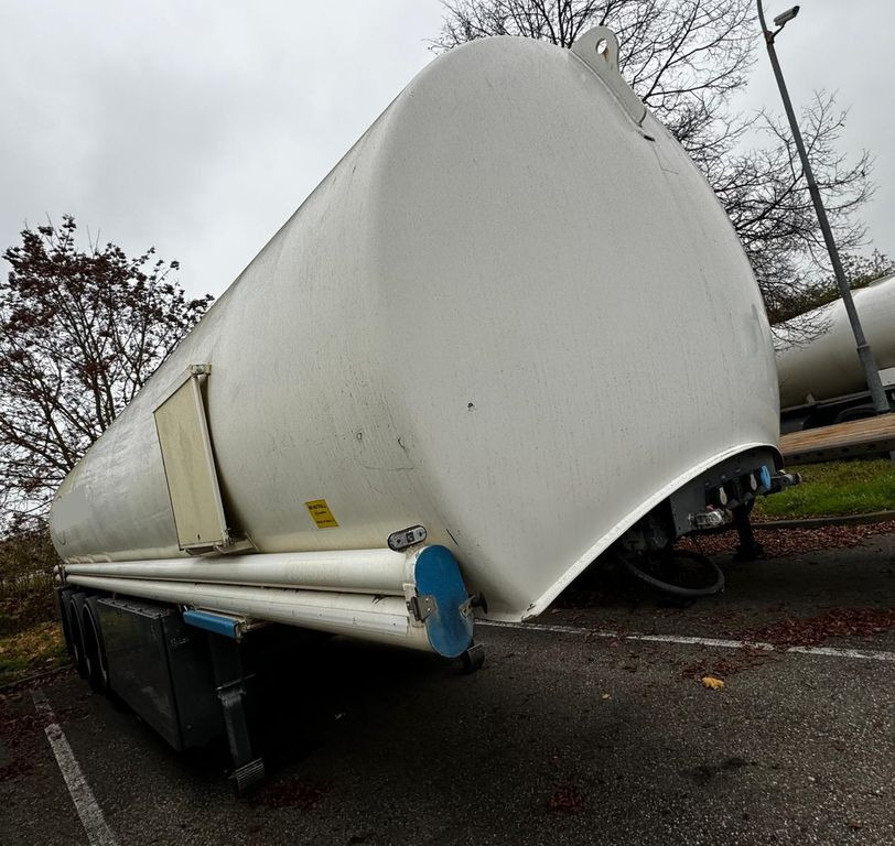 Schrader ADR, Treibstoff Diesel/Benzin, 4 Kammern, Sening - Tank semi-trailer: picture 3 Schrader ADR, Treibstoff Diesel/Benzin, 4 Kammern, Sening - Tank semi-trailer: picture 3