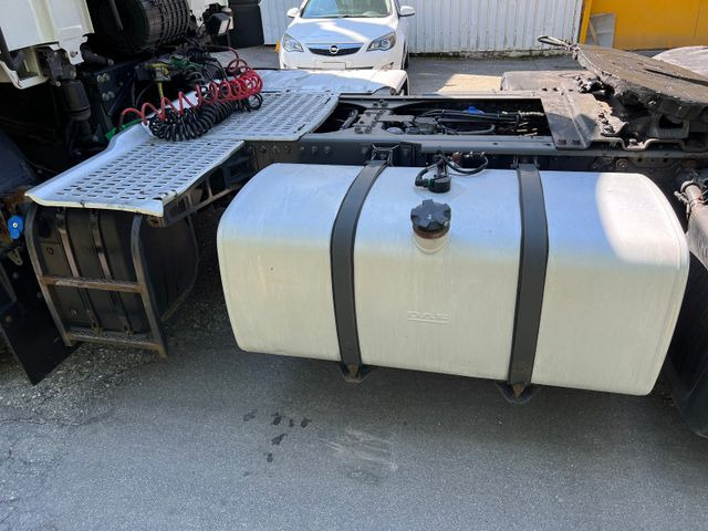 DAF CF440 FT 4x2, E6, PTO, Standklima, 10x DAF CF440 FT 4x2, E6, PTO, Standklima, 10x - Tractor unit: picture 5 DAF CF440 FT 4x2, E6, PTO, Standklima, 10x DAF CF440 FT 4x2, E6, PTO, Standklima, 10x - Tractor unit: picture 5