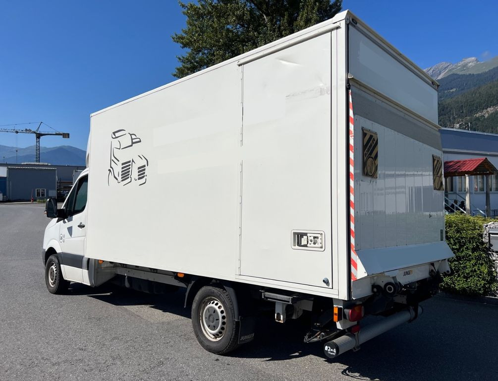 Volkswagen Crafter, 1.9, Ladebordwand, Klima - Box van: picture 3 Volkswagen Crafter, 1.9, Ladebordwand, Klima - Box van: picture 3