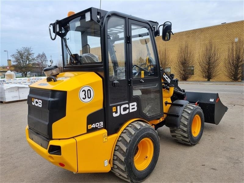 JCB 403 AGRI Plus model - Compact loader: picture 4 JCB 403 AGRI Plus model - Compact loader: picture 4