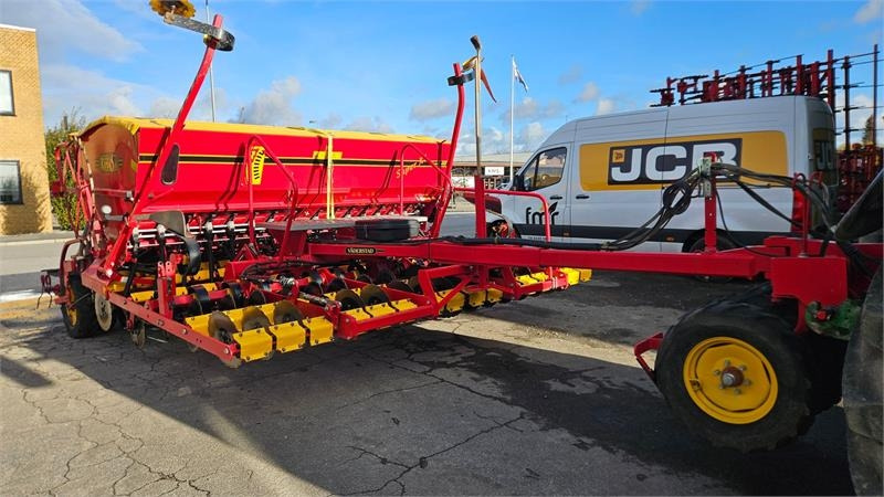 Vaderstad Rapid 400 Super XL  - Seed drill: picture 1 Vaderstad Rapid 400 Super XL  - Seed drill: picture 1