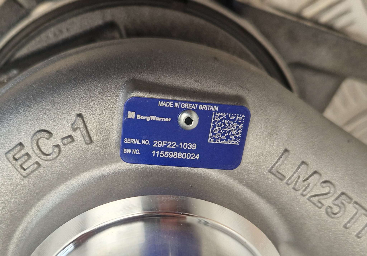 BorgWarner Turbocharger 11559880024 turbo JCB 320/06376 - Engine and parts for Construction machinery: picture 4 BorgWarner Turbocharger 11559880024 turbo JCB 320/06376 - Engine and parts for Construction machinery: picture 4