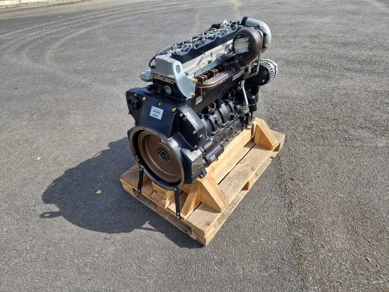 JCB 672 engine 320/40970 Tier 2 - Engine for Construction machinery: picture 3 JCB 672 engine 320/40970 Tier 2 - Engine for Construction machinery: picture 3
