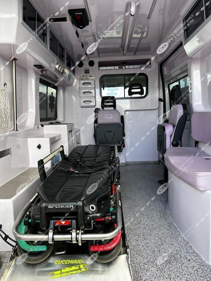 ORION FIAT 290 DUCATO - Ambulance: picture 4 ORION FIAT 290 DUCATO - Ambulance: picture 4