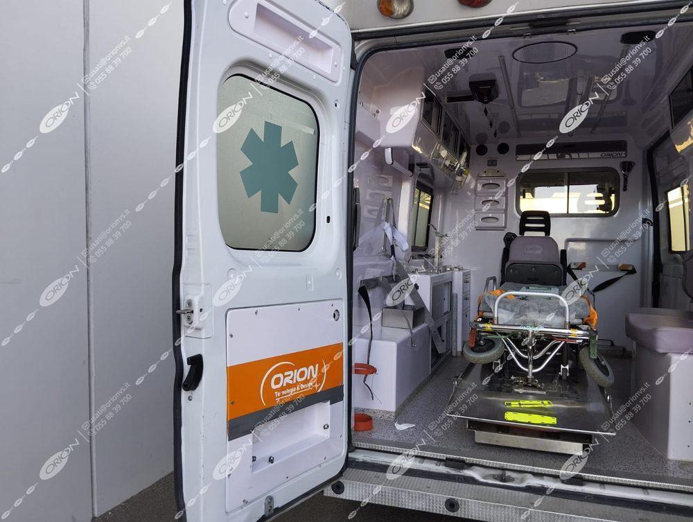 ORION FIAT 290 DUCATO - Ambulance: picture 3 ORION FIAT 290 DUCATO - Ambulance: picture 3