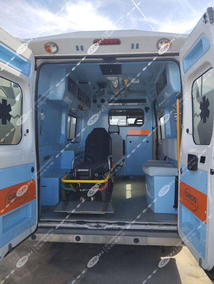 ORION Peugeot Boxer - Ambulance: picture 5 ORION Peugeot Boxer - Ambulance: picture 5