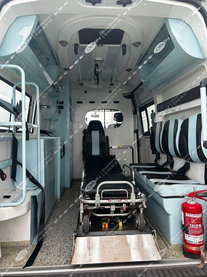 ORION Renault Master - Ambulance: picture 5 ORION Renault Master - Ambulance: picture 5