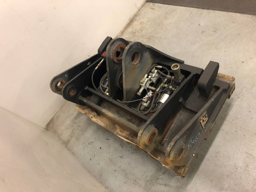 CAT 966 G - Quick coupler for Construction machinery: picture 2 CAT 966 G - Quick coupler for Construction machinery: picture 2