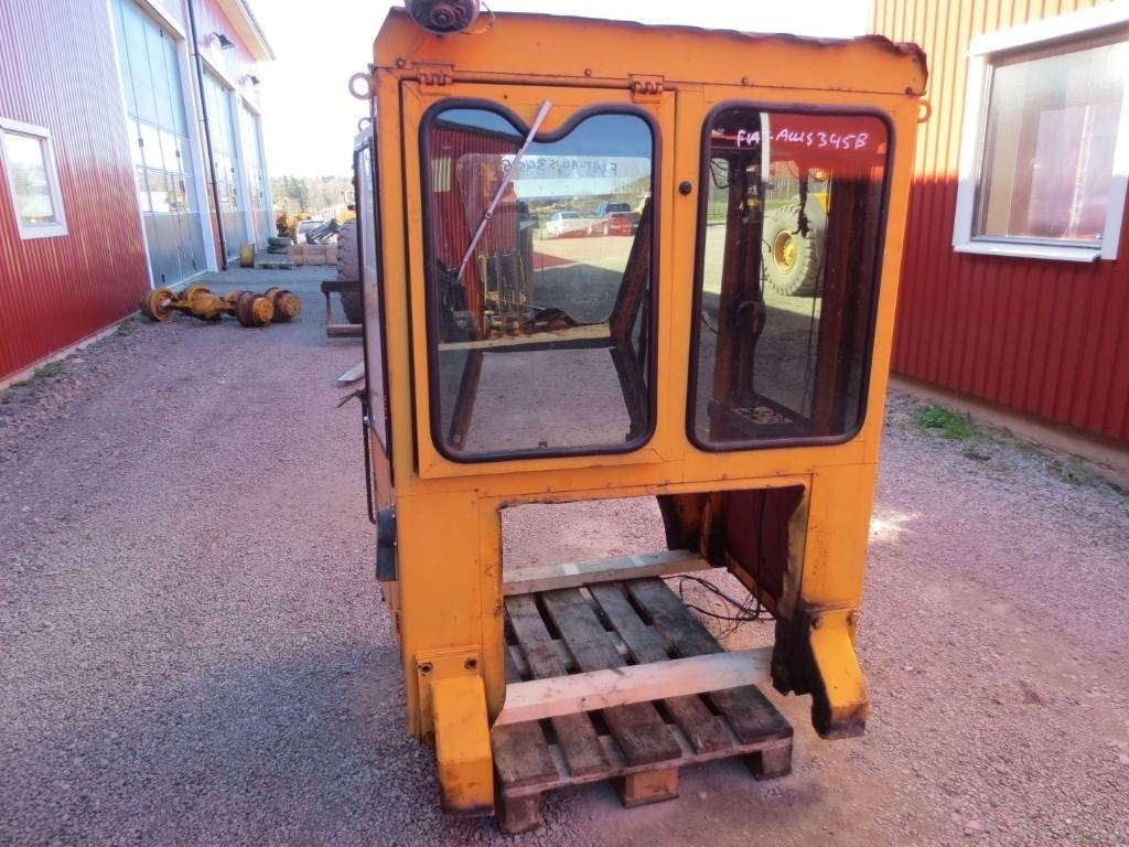 Fiat-Allis 345B - Cab for Construction machinery: picture 4 Fiat-Allis 345B - Cab for Construction machinery: picture 4