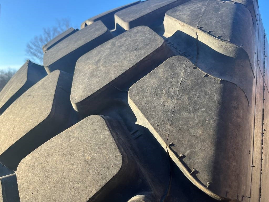 Goodyear Volvo L150H L180H Wheels 26,5-R25 GP-3E - Tire for Construction machinery: picture 5 Goodyear Volvo L150H L180H Wheels 26,5-R25 GP-3E - Tire for Construction machinery: picture 5