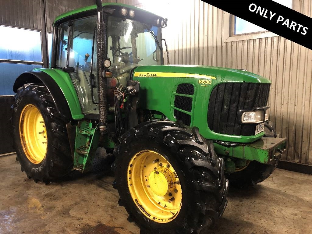 John Deere 6620 Dismantled: only spare parts - Farm tractor: picture 1 John Deere 6620 Dismantled: only spare parts - Farm tractor: picture 1