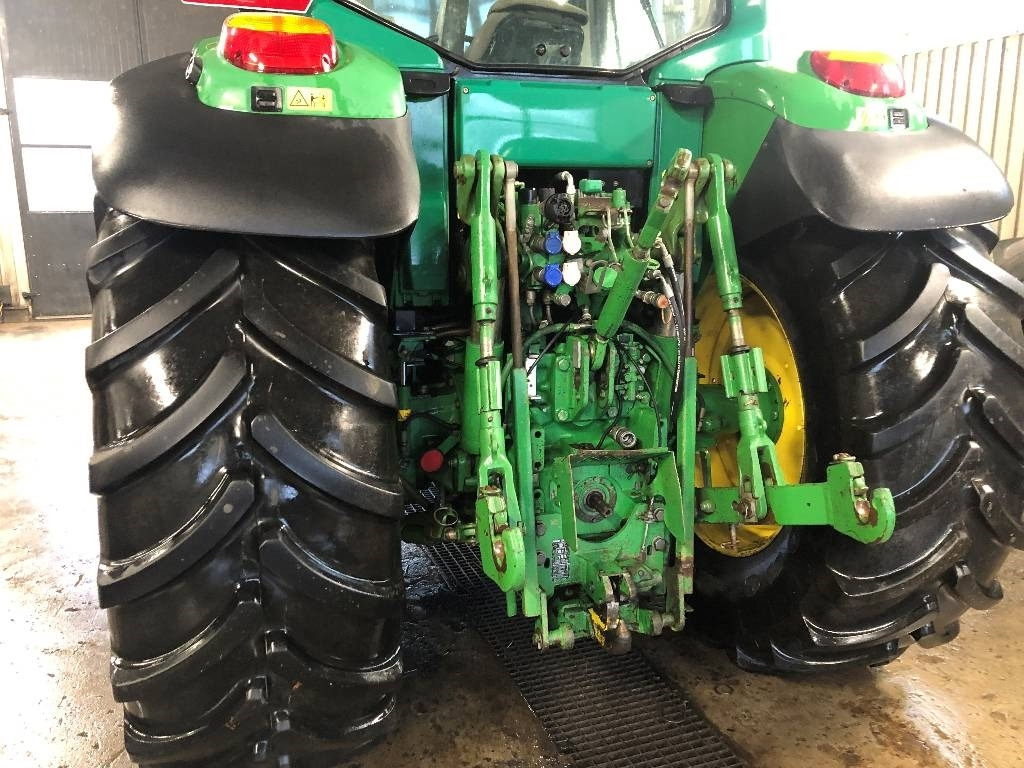 John Deere 6920 S Dismantled: only spare parts - Farm tractor: picture 4 John Deere 6920 S Dismantled: only spare parts - Farm tractor: picture 4