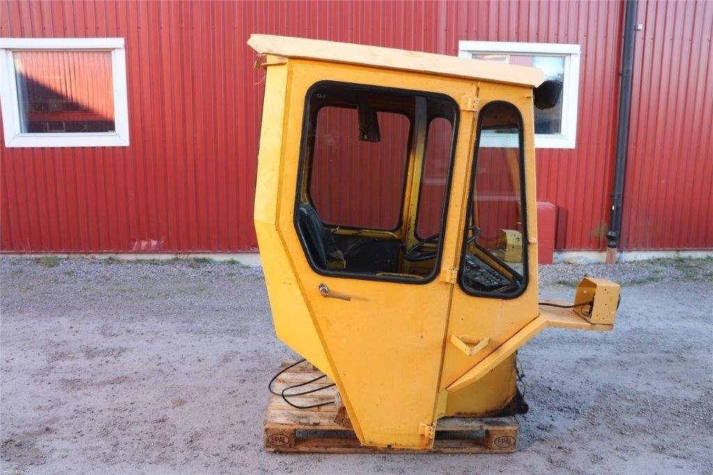 Lundberg 341 - Cab for Construction machinery: picture 2 Lundberg 341 - Cab for Construction machinery: picture 2