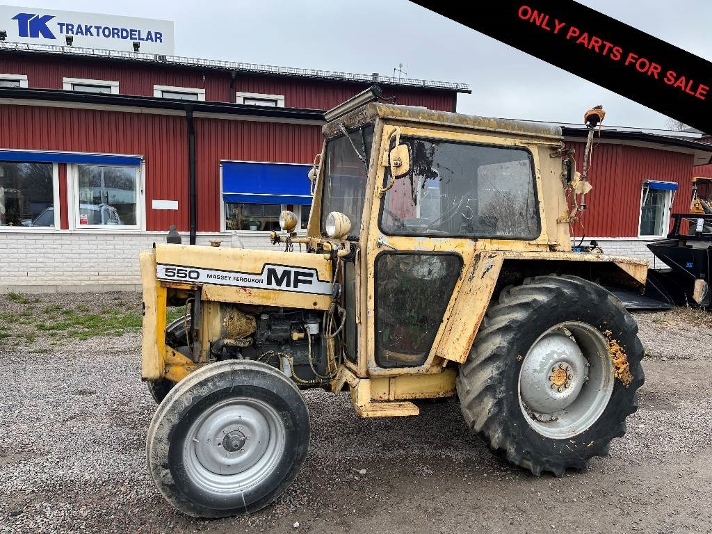Massey Ferguson 550 Dismantled: only spare parts - Farm tractor: picture 1 Massey Ferguson 550 Dismantled: only spare parts - Farm tractor: picture 1