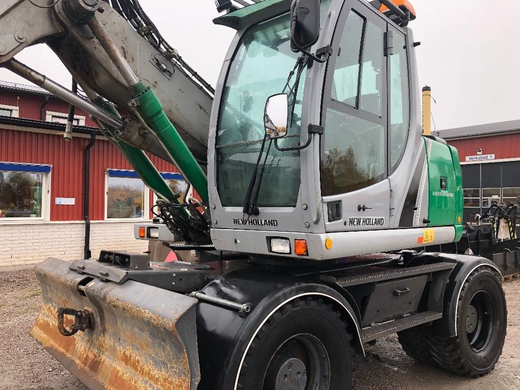 New Holland WE 150C Dismantled: only spare parts - Wheel excavator: picture 4 New Holland WE 150C Dismantled: only spare parts - Wheel excavator: picture 4