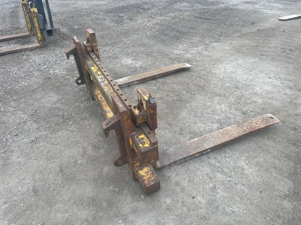 Pallgafflar / Gaffelställ Hymas Hymas 470 med fler - Forks for Construction machinery: picture 4 Pallgafflar / Gaffelställ Hymas Hymas 470 med fler - Forks for Construction machinery: picture 4