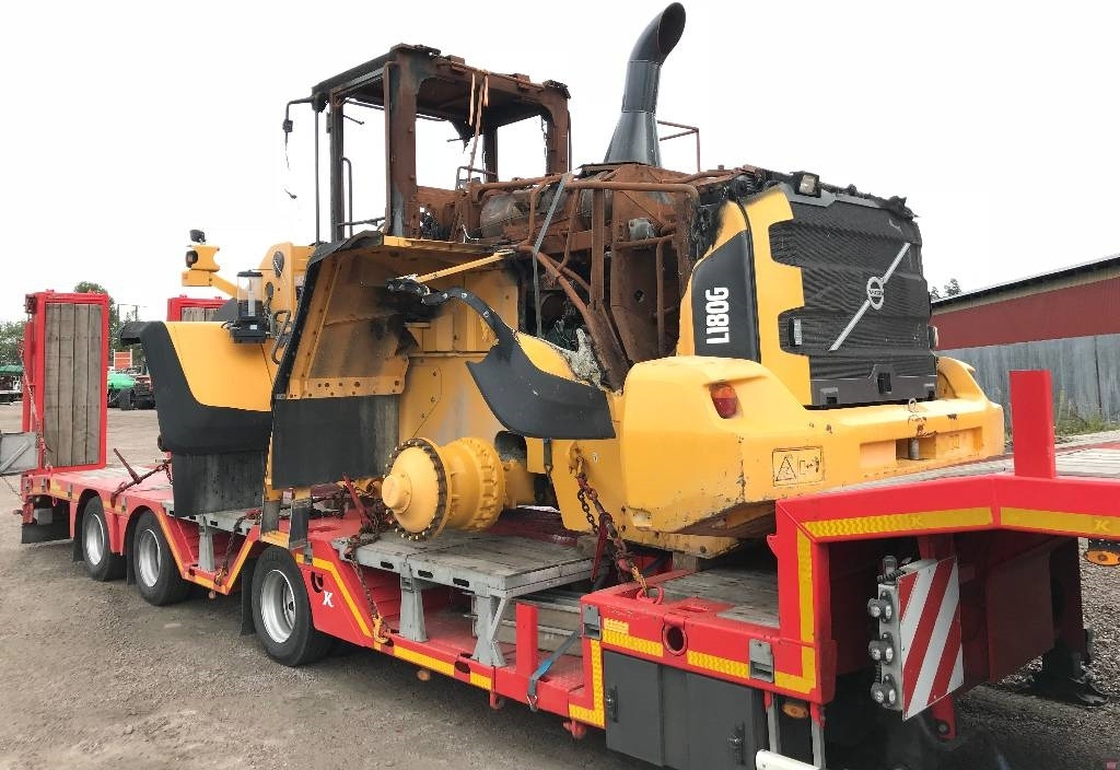 Volvo L180G Dismantled for spare parts - Wheel loader: picture 1 Volvo L180G Dismantled for spare parts - Wheel loader: picture 1