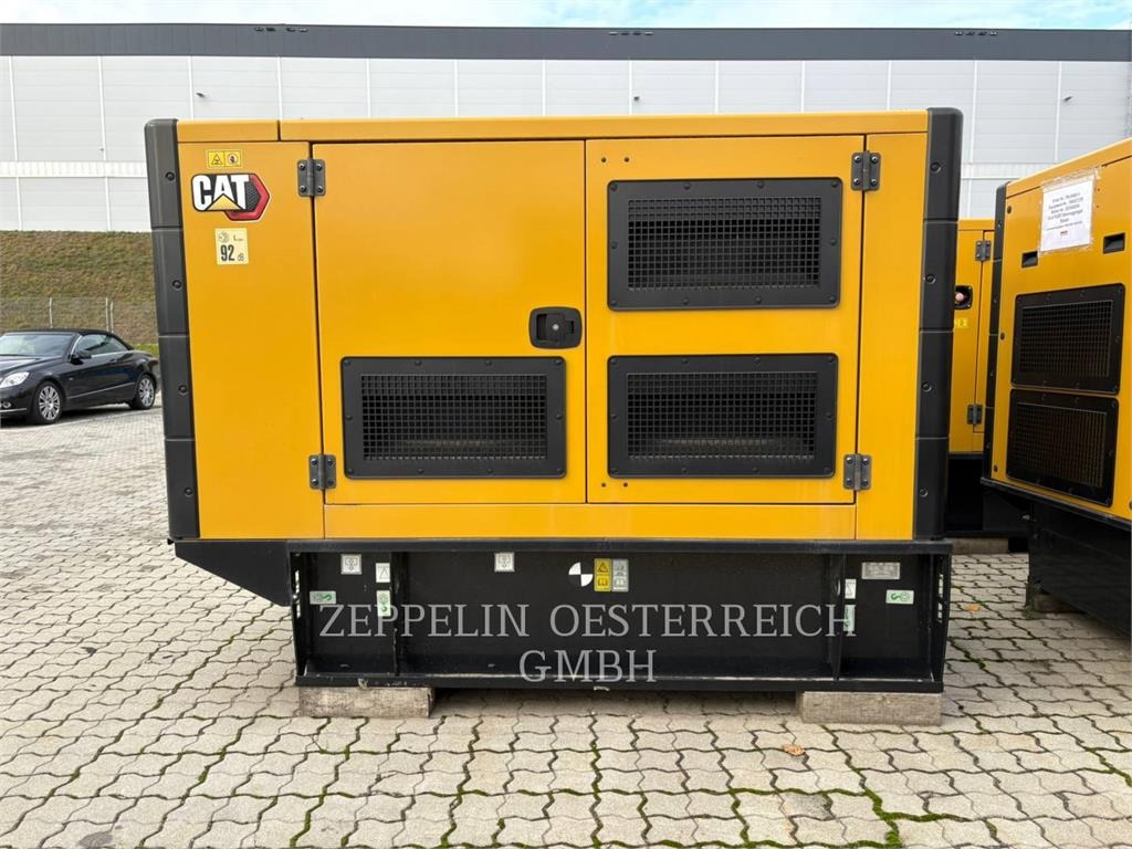 CAT DE88E3 - Generator set: picture 4 CAT DE88E3 - Generator set: picture 4