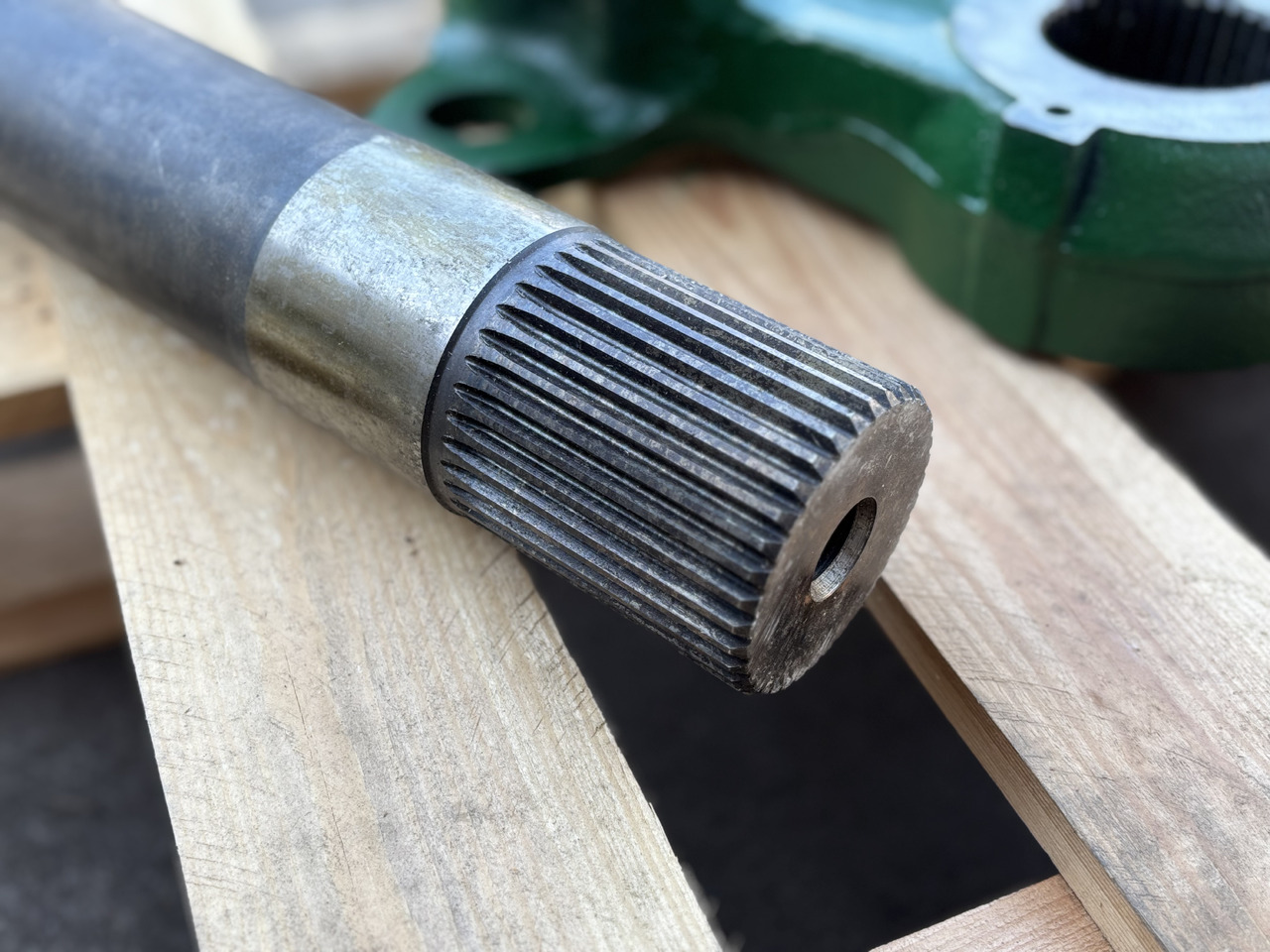 John Deere 6800 6900 7000 Wałek + ramiona podnośnika komplet R126713 L100694 - Reaction rod for Agricultural machinery: picture 2 John Deere 6800 6900 7000 Wałek + ramiona podnośnika komplet R126713 L100694 - Reaction rod for Agricultural machinery: picture 2