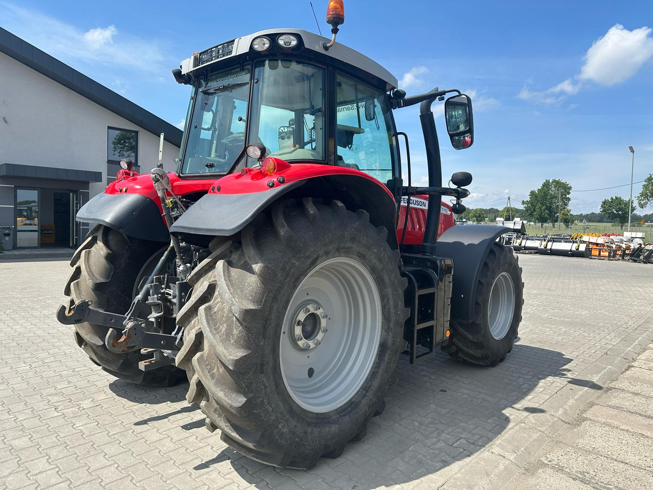 Massey Ferguson 7715S on lease Massey Ferguson 7715S: picture 10