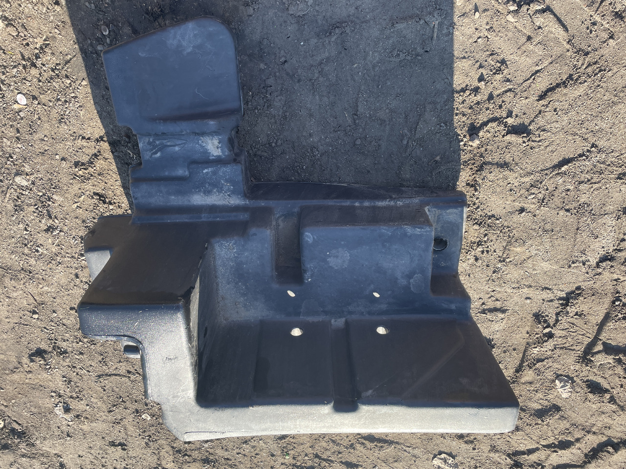 New Holland T7 - zbiornik paliwa 84601120 - Fuel system for Agricultural machinery: picture 1 New Holland T7 - zbiornik paliwa 84601120 - Fuel system for Agricultural machinery: picture 1