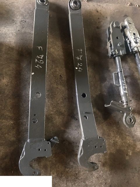 Fendt - Ramiona - Spare parts for Farm tractor: picture 1 Fendt - Ramiona - Spare parts for Farm tractor: picture 1