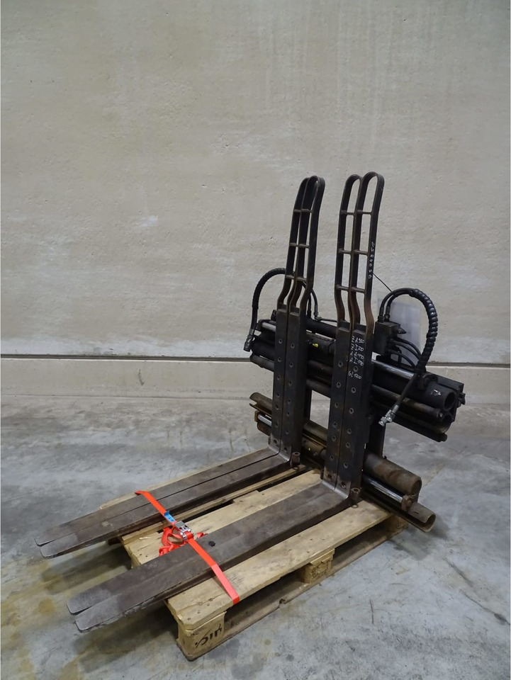 Durwen DPK30C - Attachment for Material handling equipment: picture 1 Durwen DPK30C - Attachment for Material handling equipment: picture 1