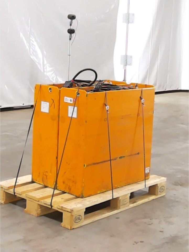 Battery Package - 2 Pcs. - Battery for Material handling equipment: picture 3 Battery Package - 2 Pcs. - Battery for Material handling equipment: picture 3