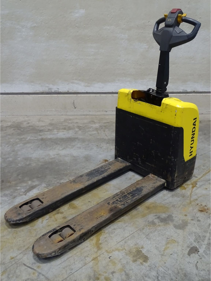 Hyundai 15EP - Pallet truck: picture 1 Hyundai 15EP - Pallet truck: picture 1