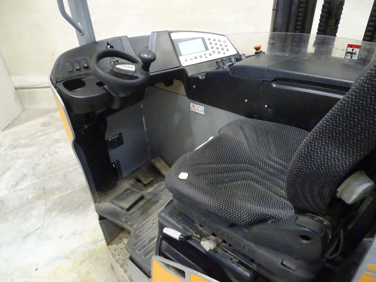 STILL FM-X14 - Reach truck: picture 3 STILL FM-X14 - Reach truck: picture 3