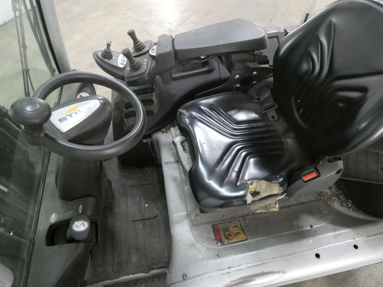 STILL RX20-20P - Electric forklift: picture 3 STILL RX20-20P - Electric forklift: picture 3