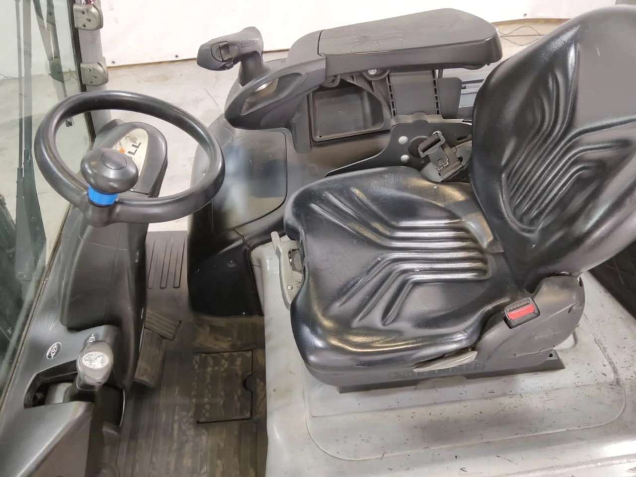 STILL RX60-25 - Electric forklift: picture 3 STILL RX60-25 - Electric forklift: picture 3