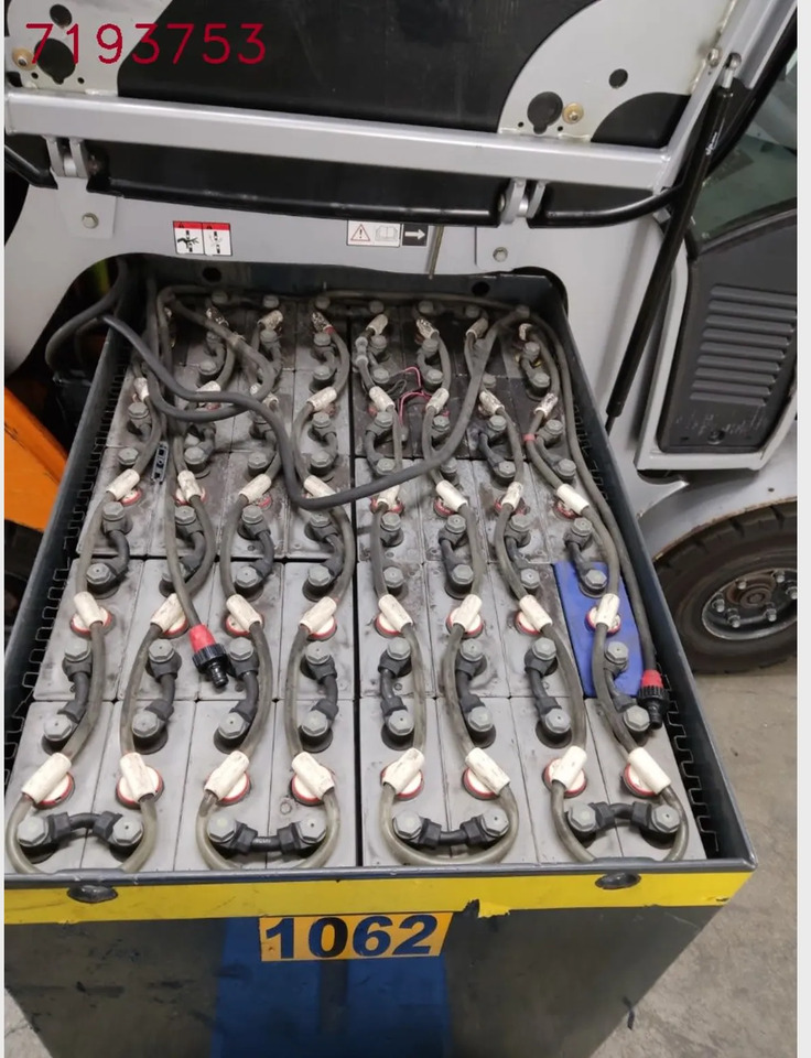 STILL RX60-25 - Electric forklift: picture 4 STILL RX60-25 - Electric forklift: picture 4